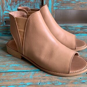 Anthropologie Musse & Cloud Ciara Leather Peep Toe Booties Sandals Spain